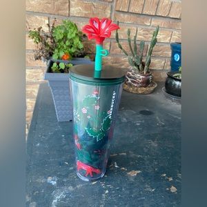 Starbucks 2022 Christmas Tumbler with Flower Straw Topper NWT